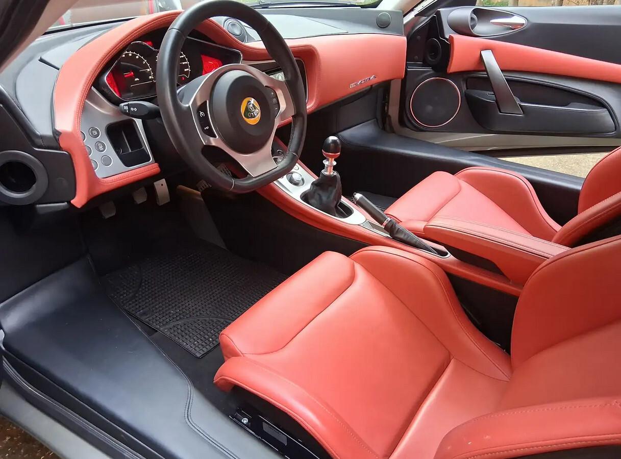 Lotus Evora 2+0