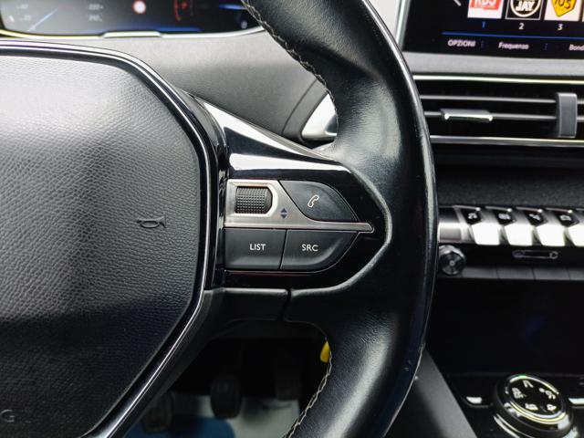 PEUGEOT 3008 PureTech Turbo 130 Allure