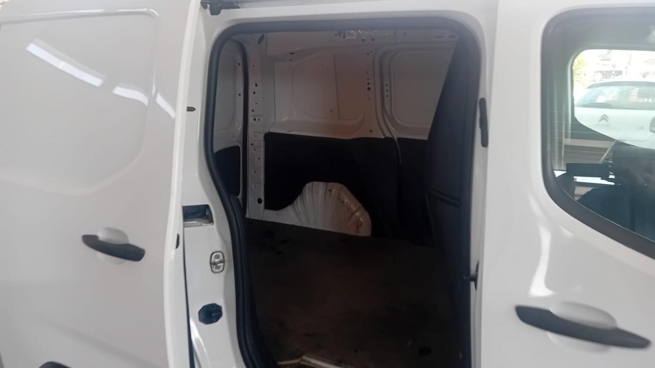 Peugeot Partner BlueHDi 100 ETG6 S&S L1 Furgone Premium