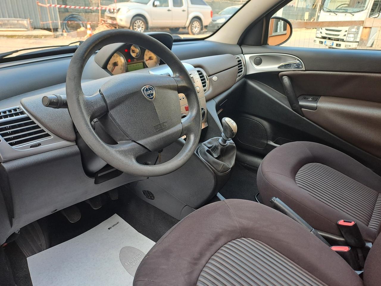 LANCIA YPSILON 1.2 BENZINA *OK NEOPATENTATI*
