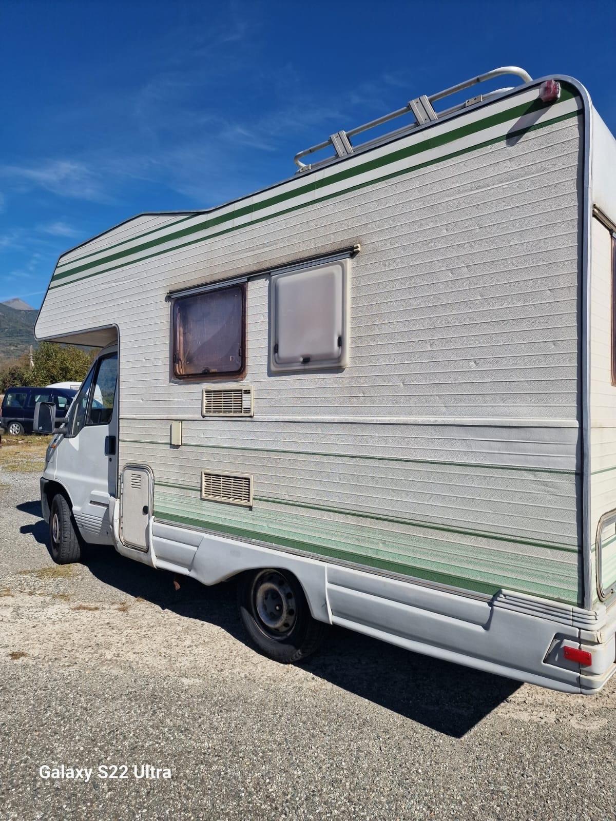 492 MANSARDATO riviera del 1997 in saldo