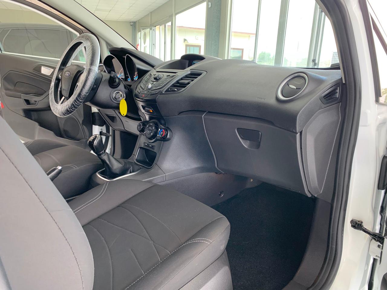 Ford Fiesta 1.5 TDCi 75CV 5 porte POCHI KM