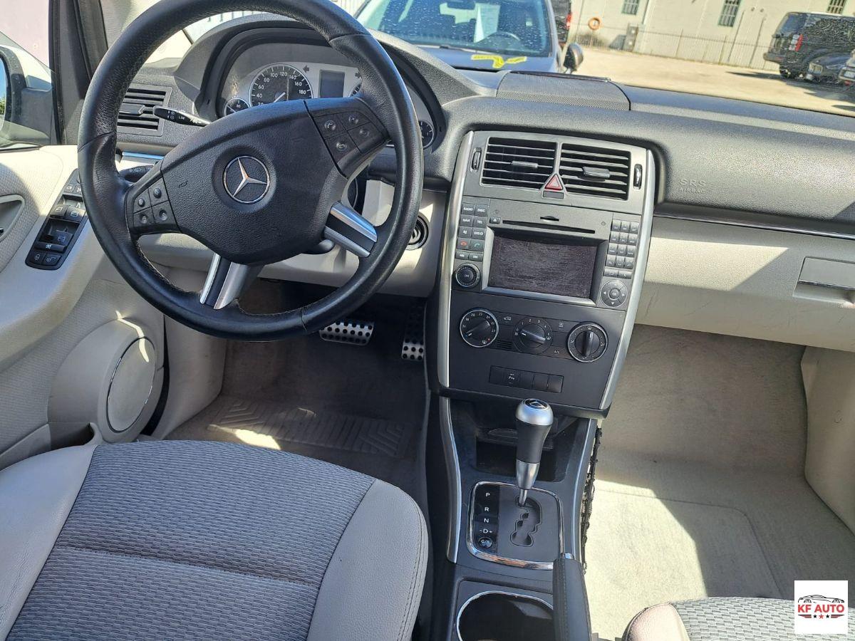 MERCEDES - Classe B - 180 AUTOMATIC Premium
