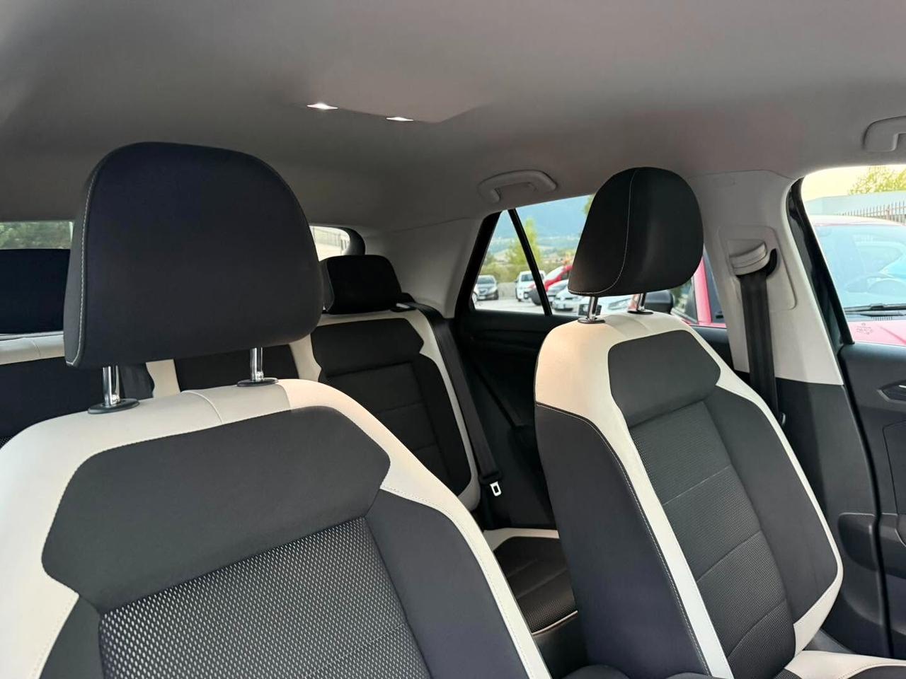 Volkswagen T-Roc 1.6 TDI 116CV 6M FULL OPTIONAL