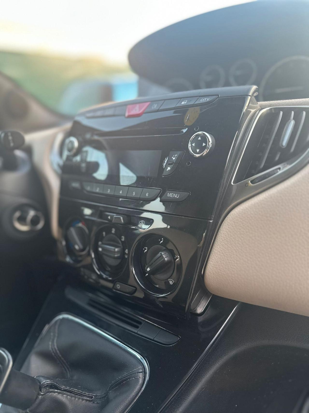 Lancia Ypsilon 1.2 GPL Ecochic Platinum