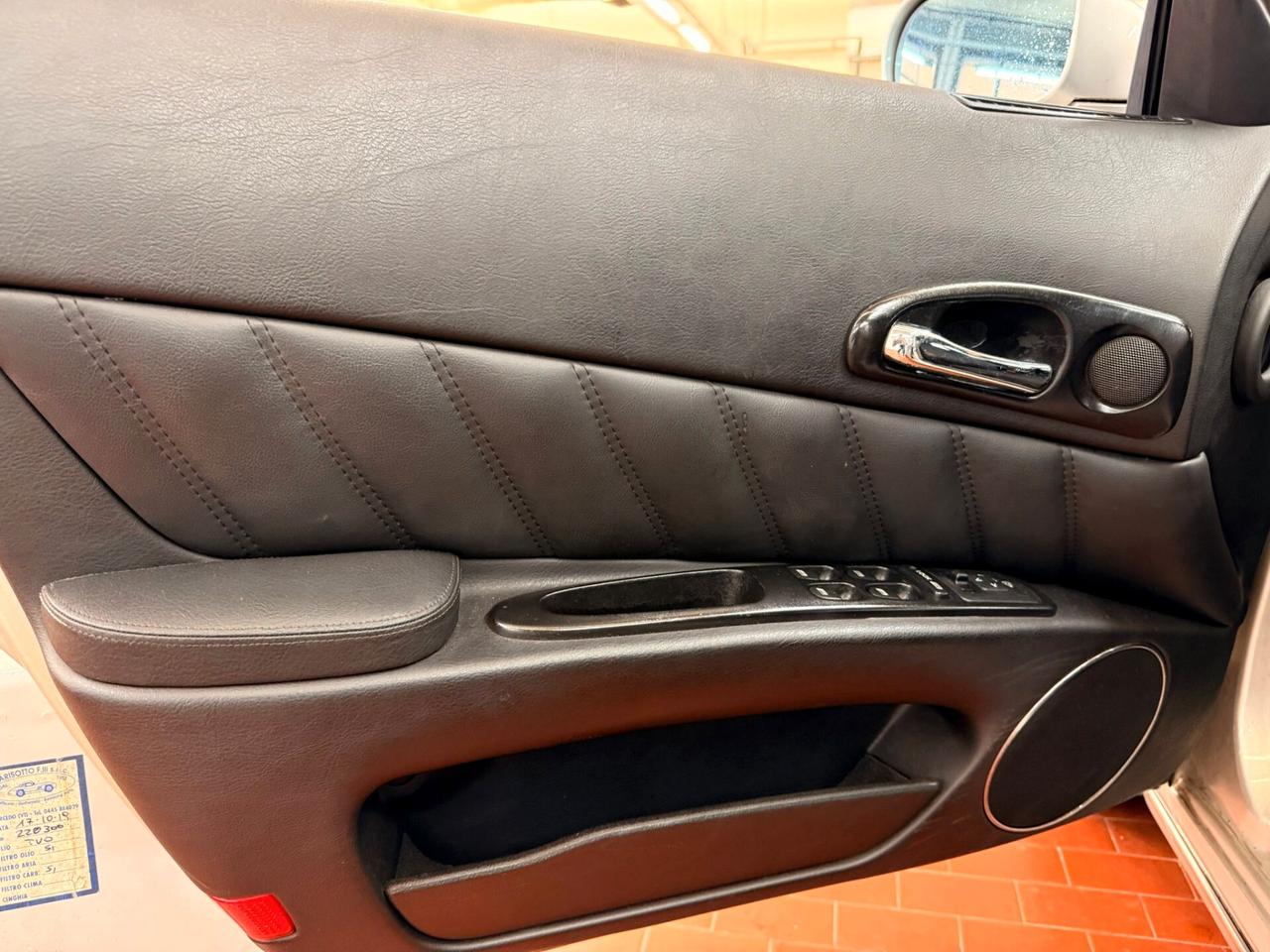 Alfa Romeo 166 2.4 JTD 150cv 6 Marce Exclusive