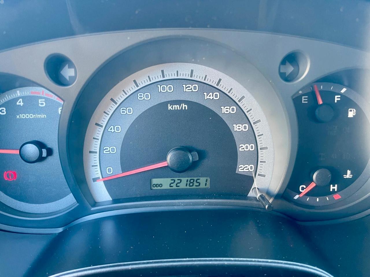 ISUZU D-MAX 2.5 TD CR SPACE L SUPER - 4X4