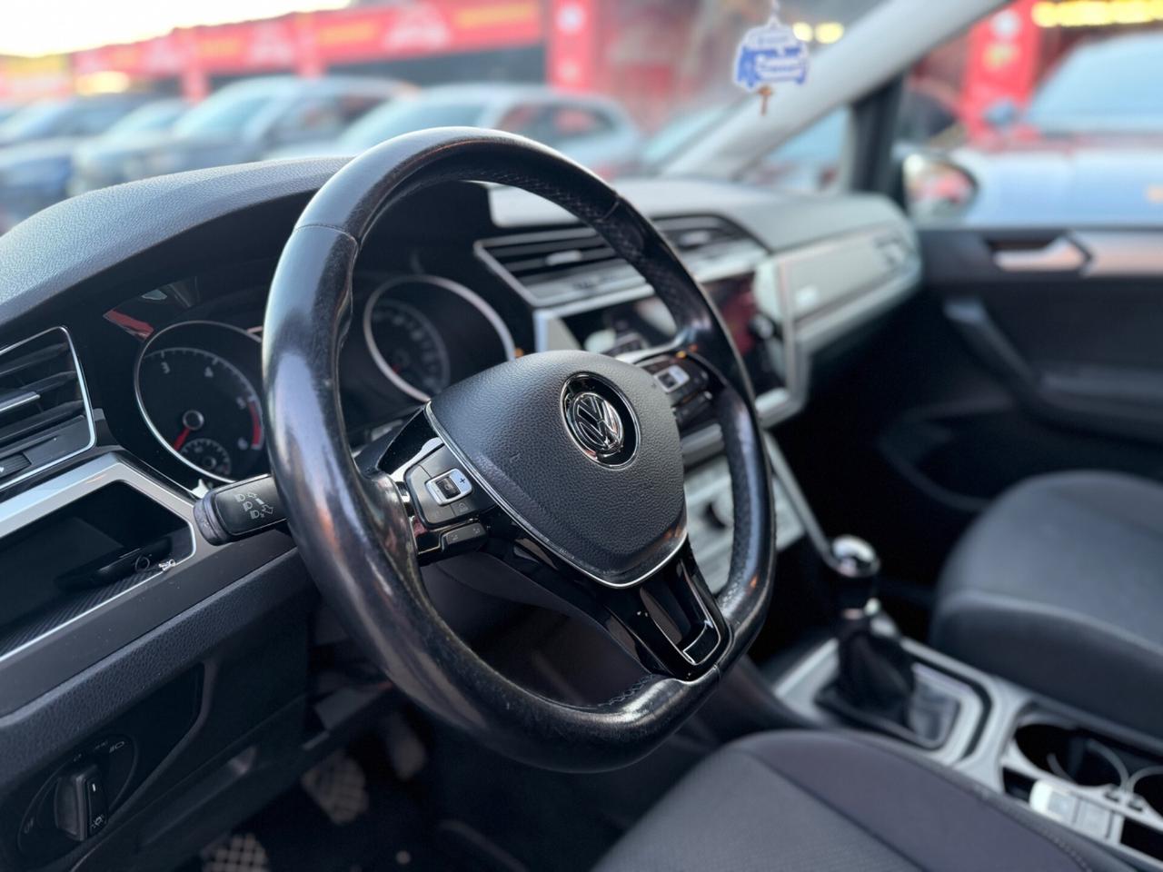 Volkswagen Touran 1.6 TDI 7 POSTI 115 CV