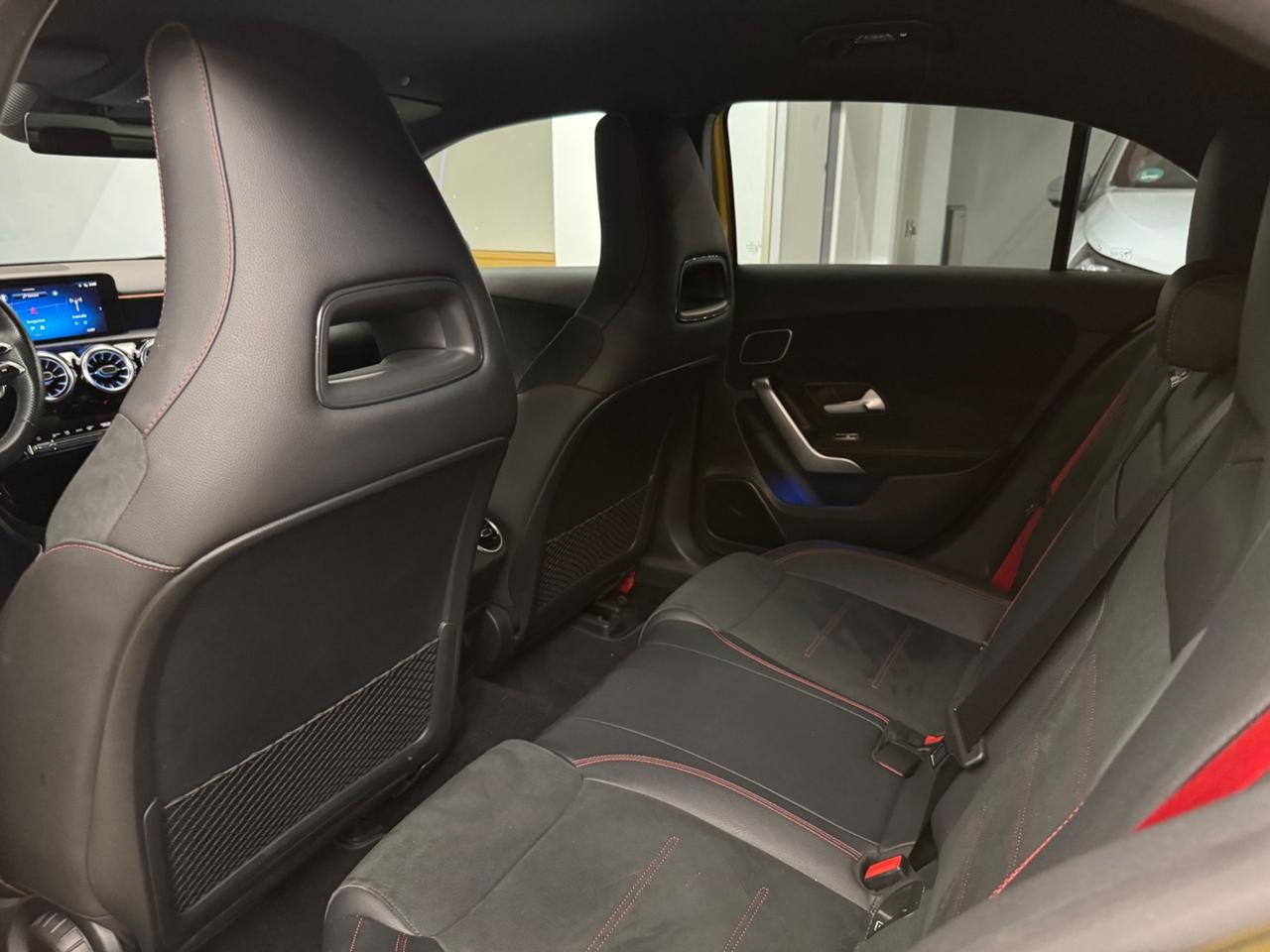 Mercedes-benz A 35 AMG 4MATIC PREMIUM PLUS (225 KW