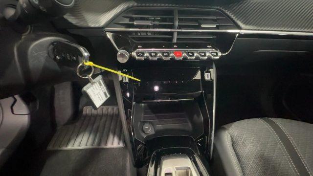 PEUGEOT 2008 PureTech 130 S&S EAT8 ALLURE