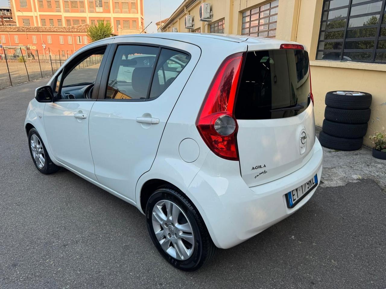 Opel Agila 2015 1.2 Benzina 94cv Start&Stop Elective