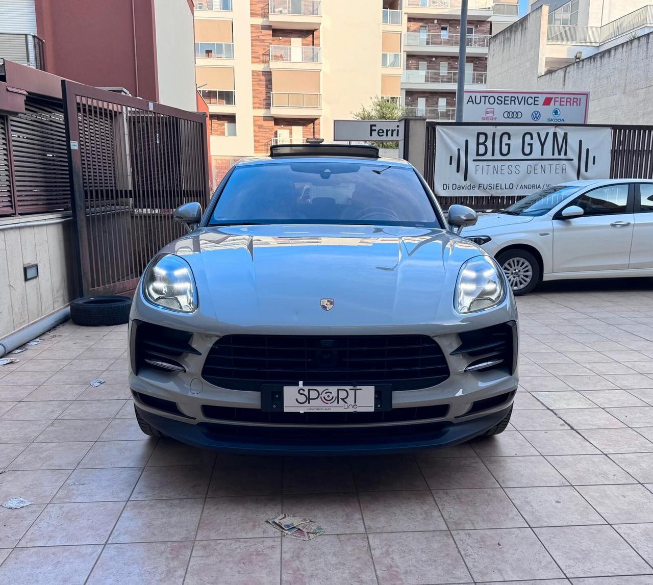 Porsche Macan 2.0 245CV TETTO PASM GESSO