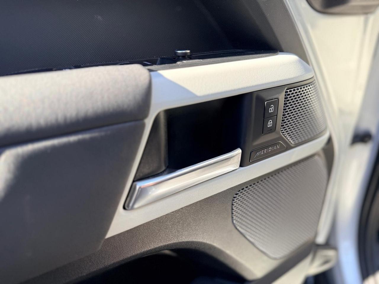 LAND ROVER DEFENDER 7 POSTI MANUTENZIONE CASAMADRE