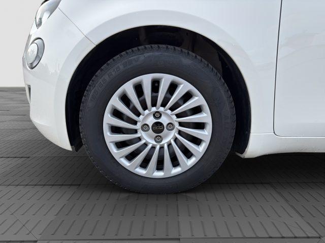 FIAT 500e 500 Action Berlina