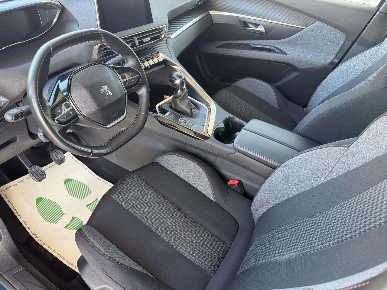 Peugeot 3008 BlueHDi 130 S&S Active Pack