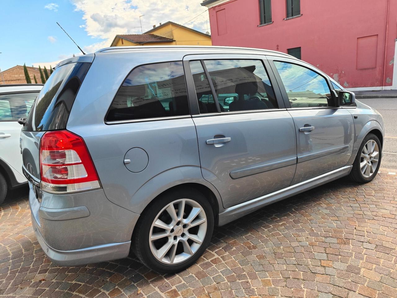 Opel Zafira 1.7 CDTI 125CV Cosmo OK Neo Patentati