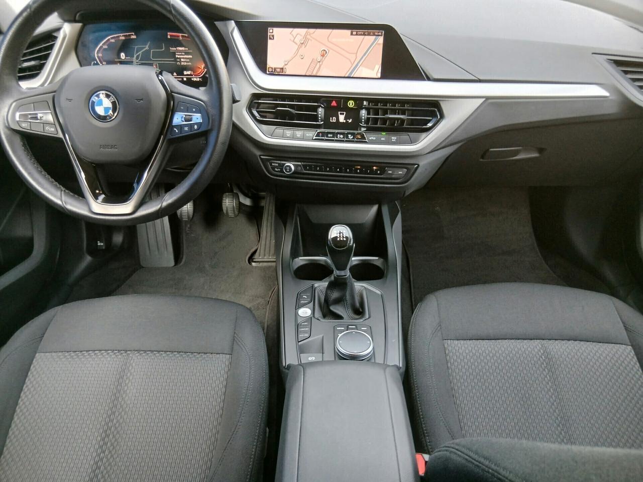 Bmw 116 116d 5p. Business Advantage