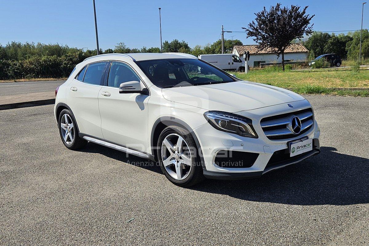 MERCEDES GLA 180 Premium