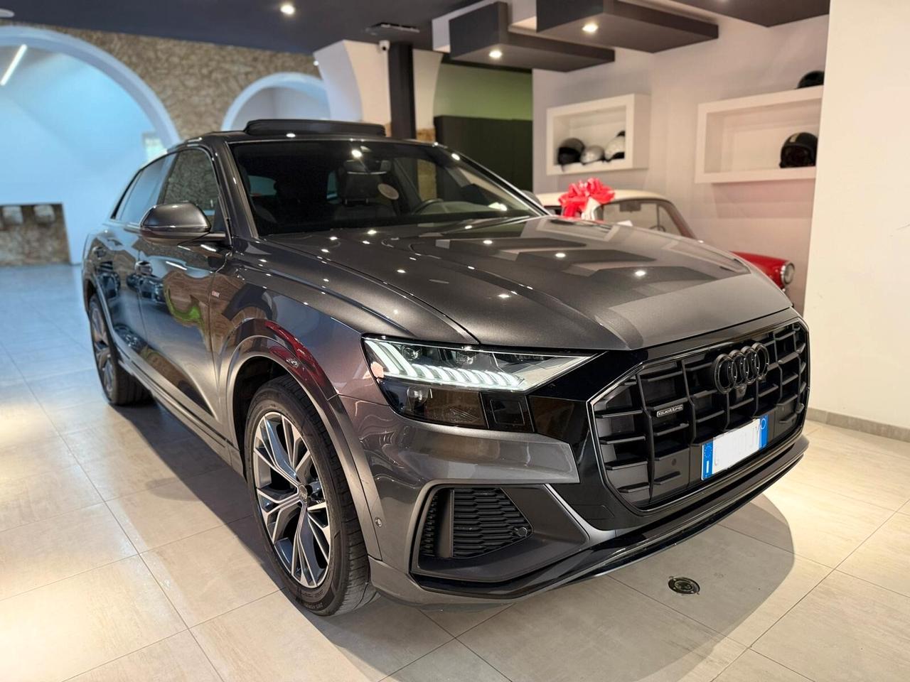 Audi Q8 45 TDI quattro tiptronic Sport