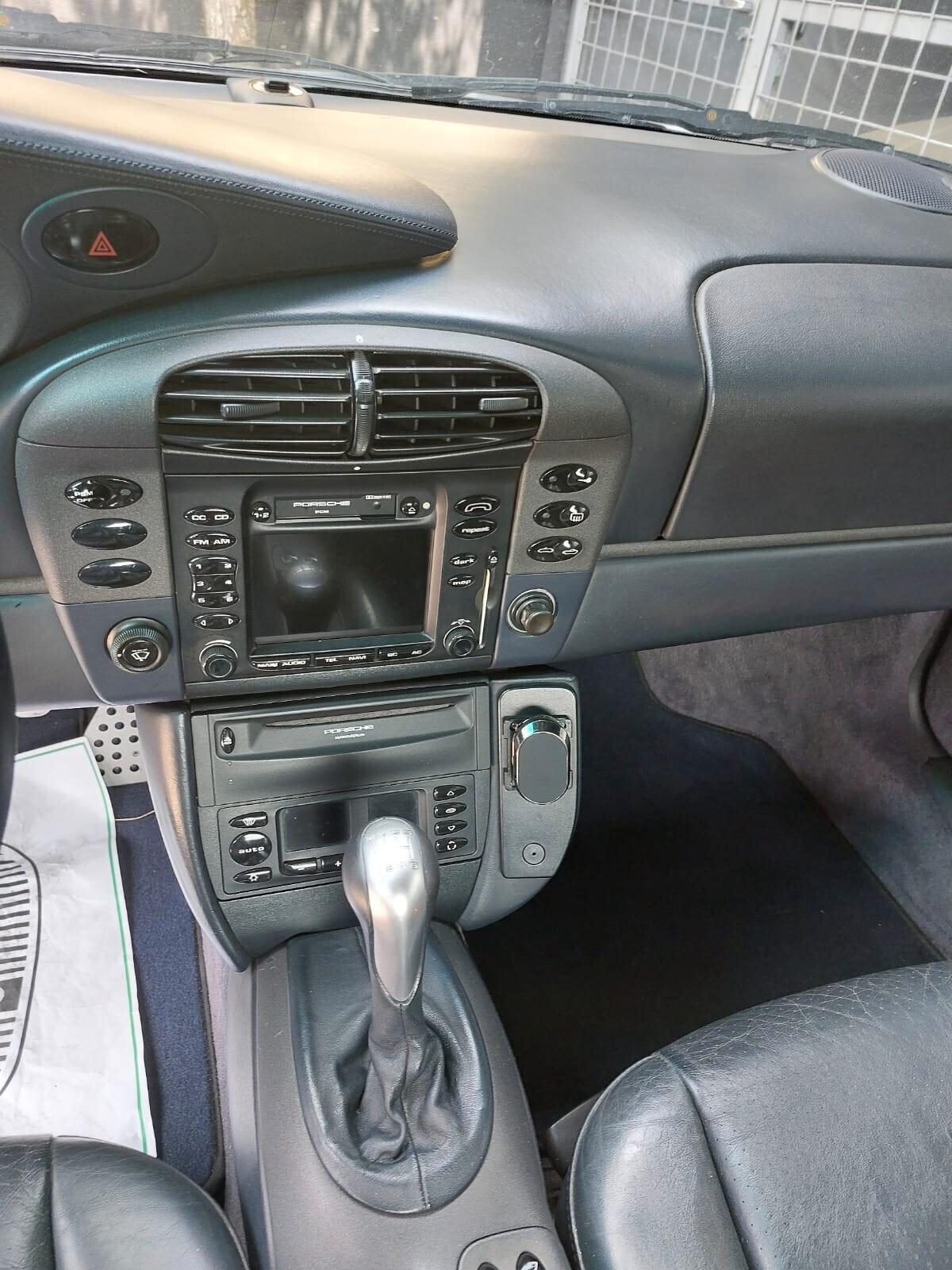 Porsche 996 CARRERA 4 3.4 300CV CABRIO- ASI- KM 2000!