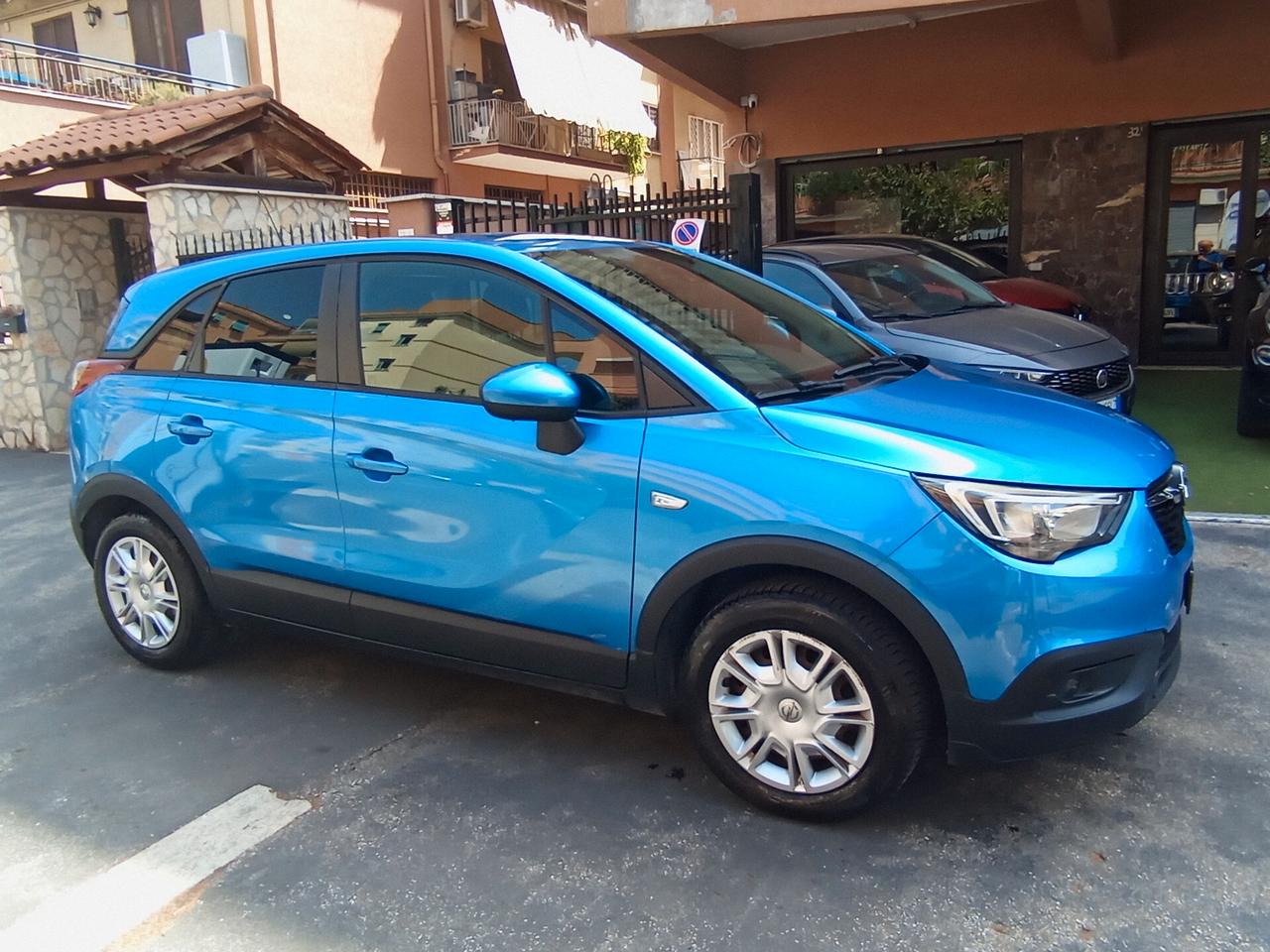 Opel Crossland X 1.2 Advance offerta del mese