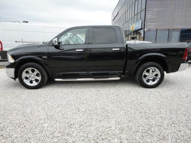 DODGE RAM 1500 5.7 V8 Laramie Chrome N1