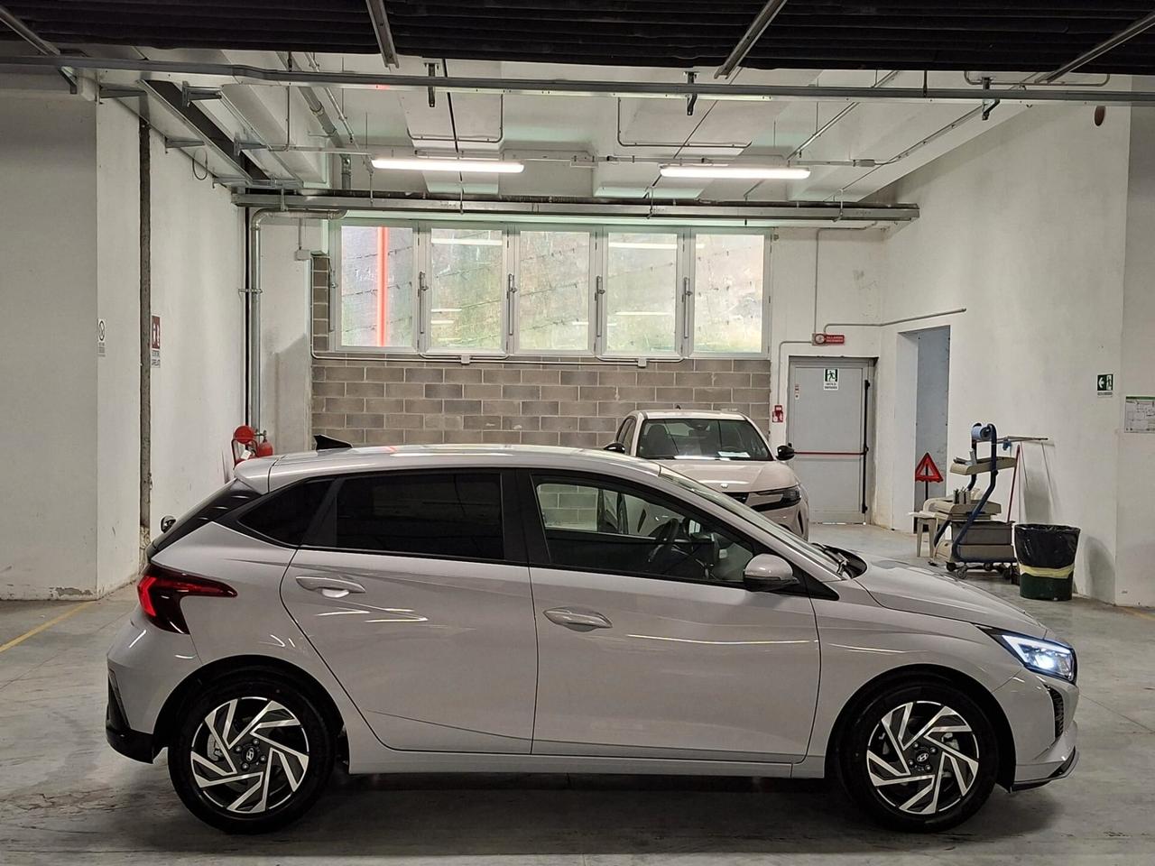 Hyundai i20 1000 T-GDi Connectline DCT Automatica Km. 0