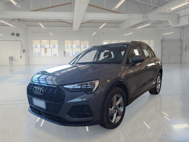 AUDI Q3 35 TDI S TRONIC BUSINESS ADVANCED SUV