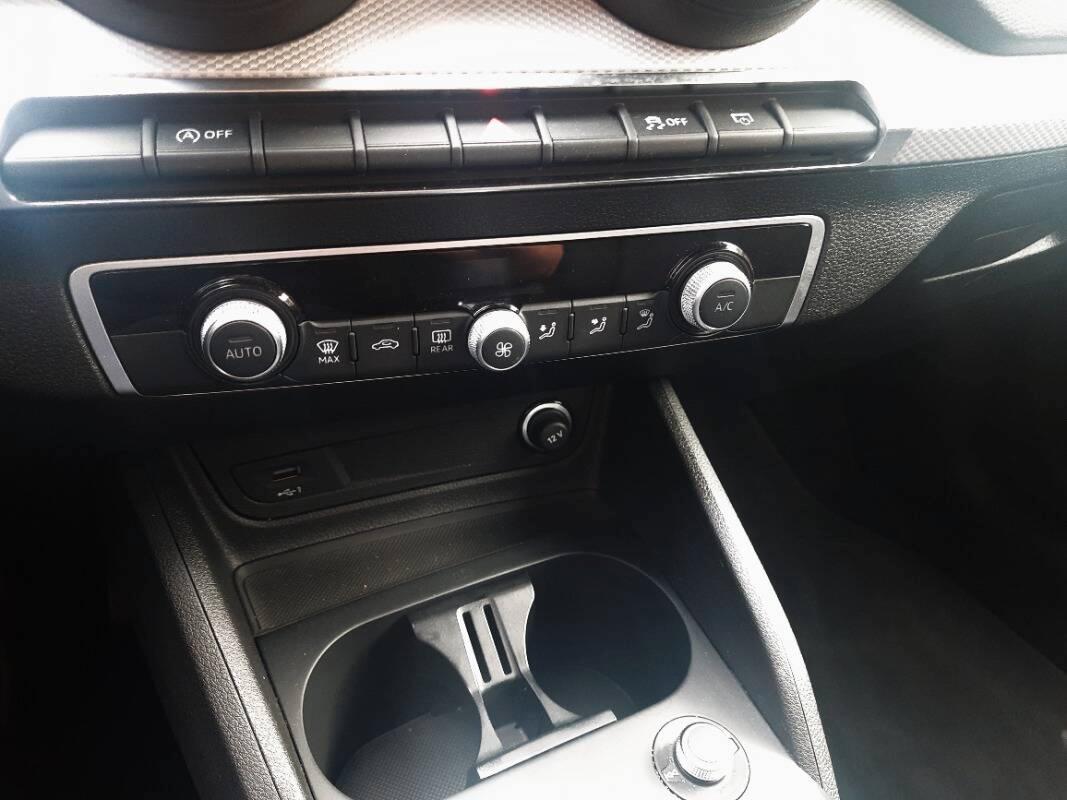 Audi Q2 2.0 30 tdi Business S-Tronic 116CV