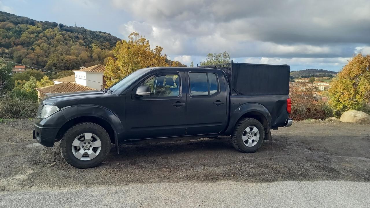 Nissan Navara 2.5 dCi 4 porte Double Cab SE