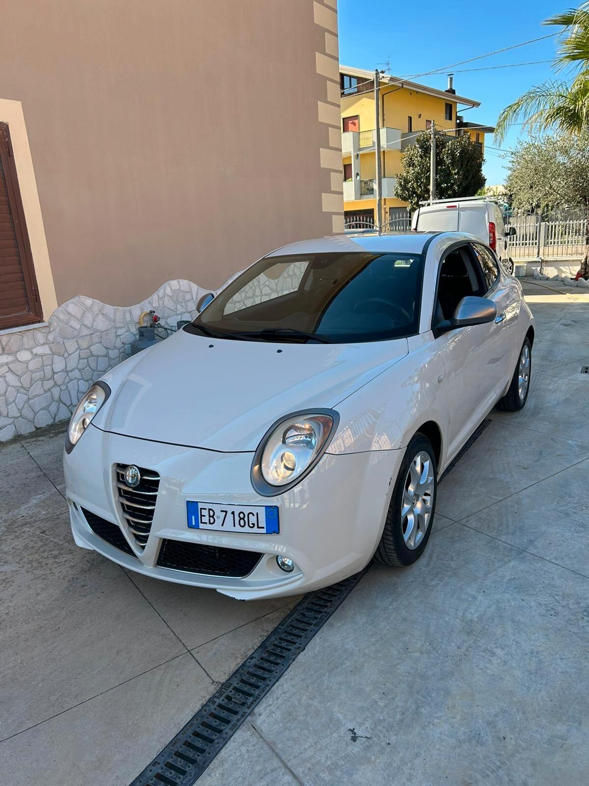 Alfa Romeo MiTo 1.3 JTDm-2 95 CV S&S Distinctive Sport Pack