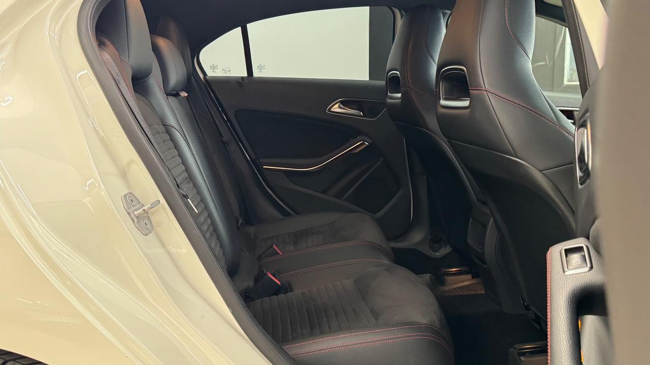 Mercedes-benz A 180 d Premium Amg Edition-2017