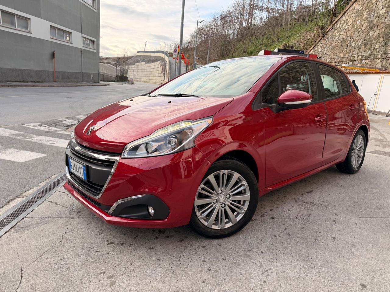 Peugeot 208 BlueHDi 75 5 porte Allure