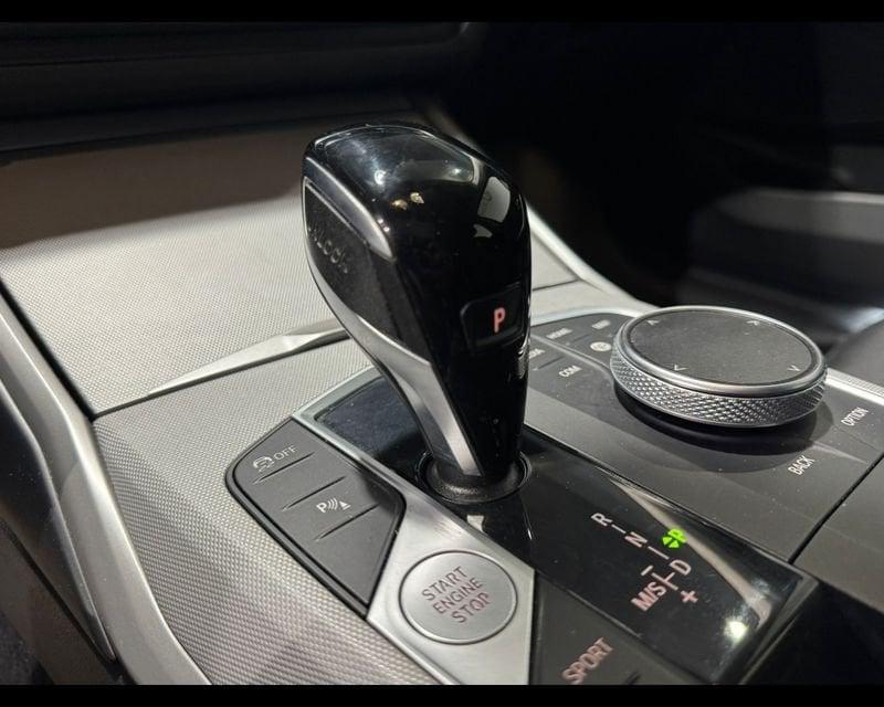 BMW Serie 3 (G20/21/80) 318d 48V Touring Business Advantage