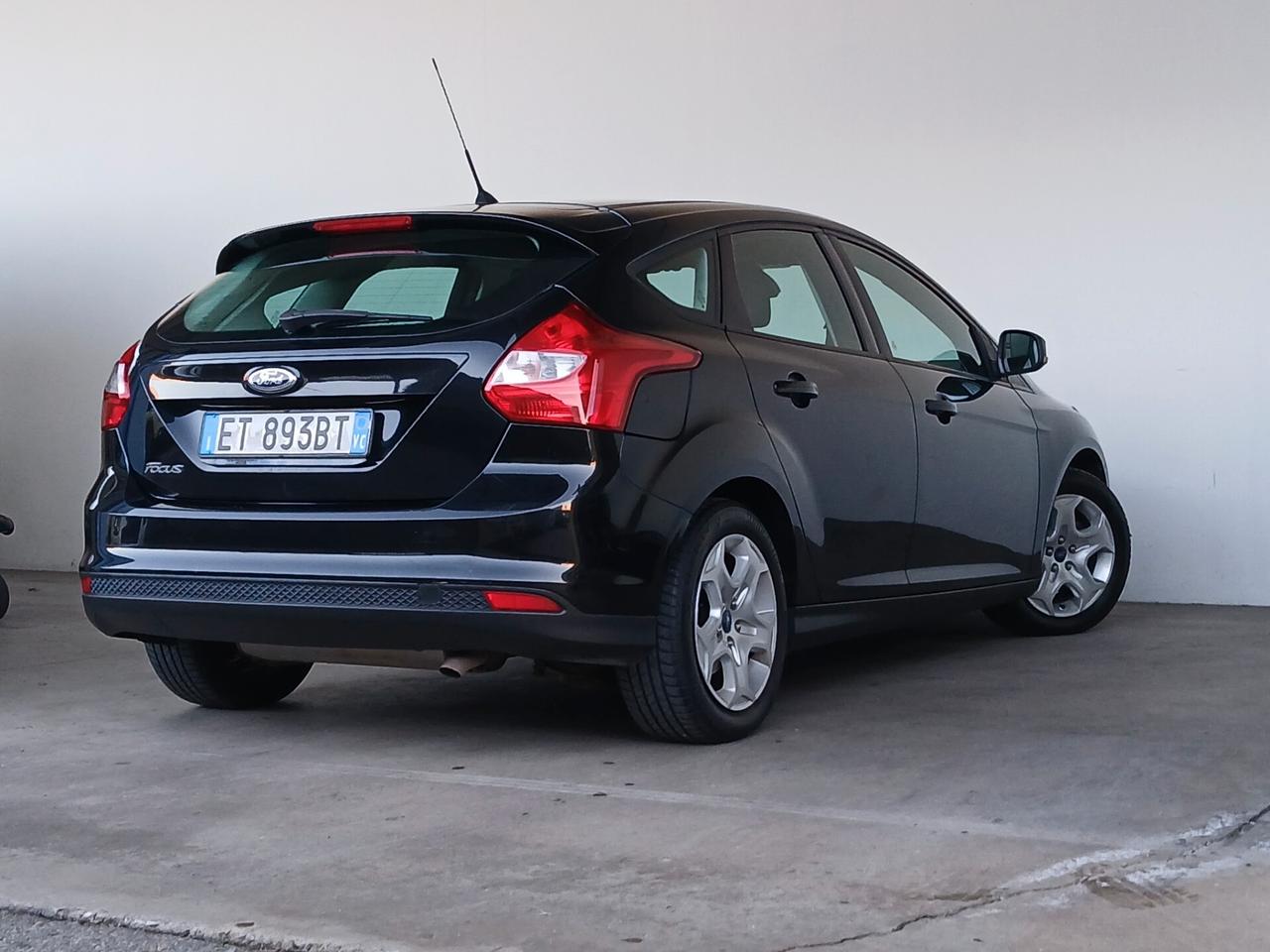 Ford Focus 1.6 ( motore normale ,non ecoboost) GPL Titanium
