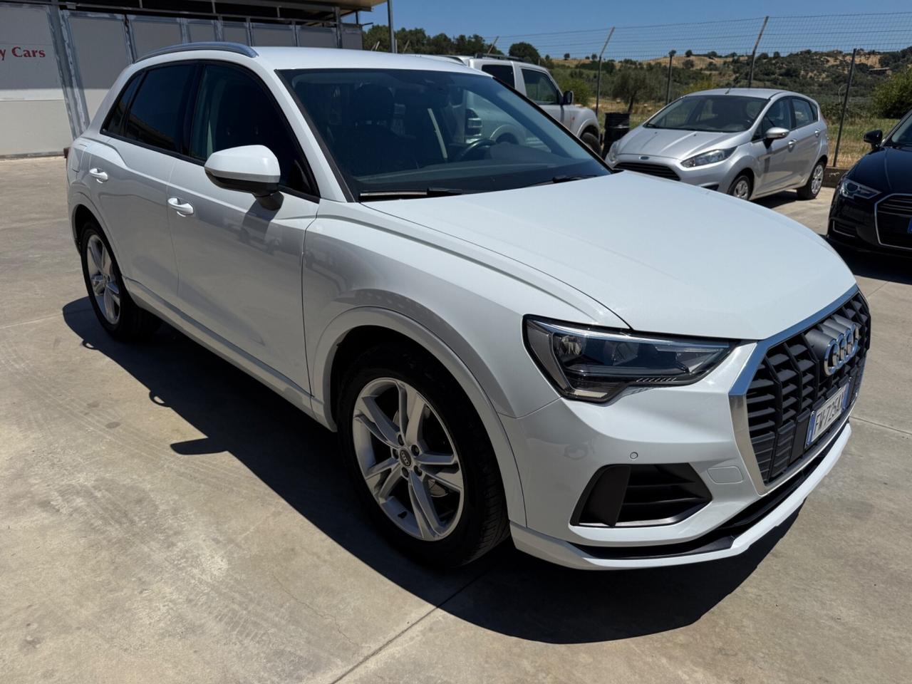 Audi Q3 35 TDI S tronic Business Advanced
