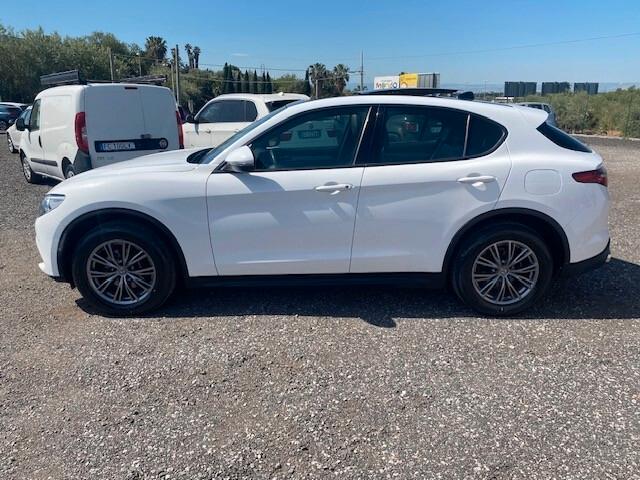 Alfa Romeo Stelvio 2.2 Turbodiesel 210 CV AT8 Q4 Executive