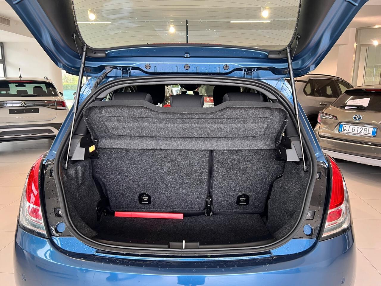 Lancia Ypsilon 1.0 FireFly 5 porte S&S Hybrid Gold