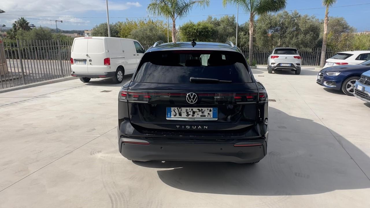 Volkswagen Tiguan 2.0 TDI 150 CV DSG Edition Plus tua da 393€ con anticipo 0