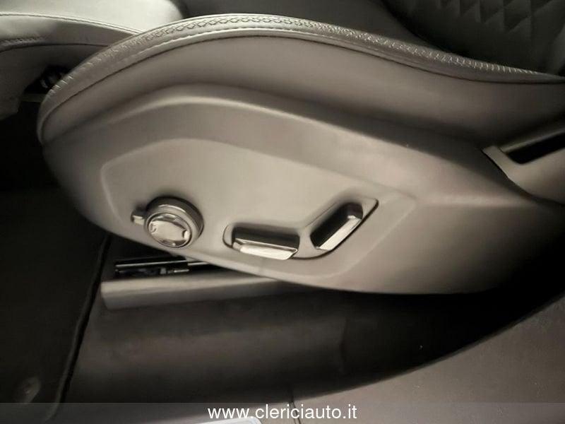 Volvo XC90 B5 AWD automatico 7 posti Plus Bright