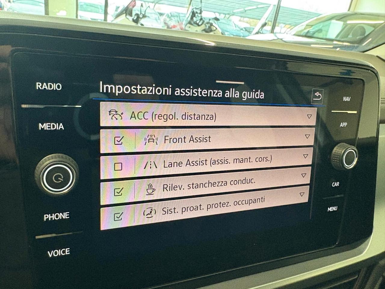 Volkswagen T-Roc LIFE 1.0 TSI 110 CV 6mt UNICO PR.