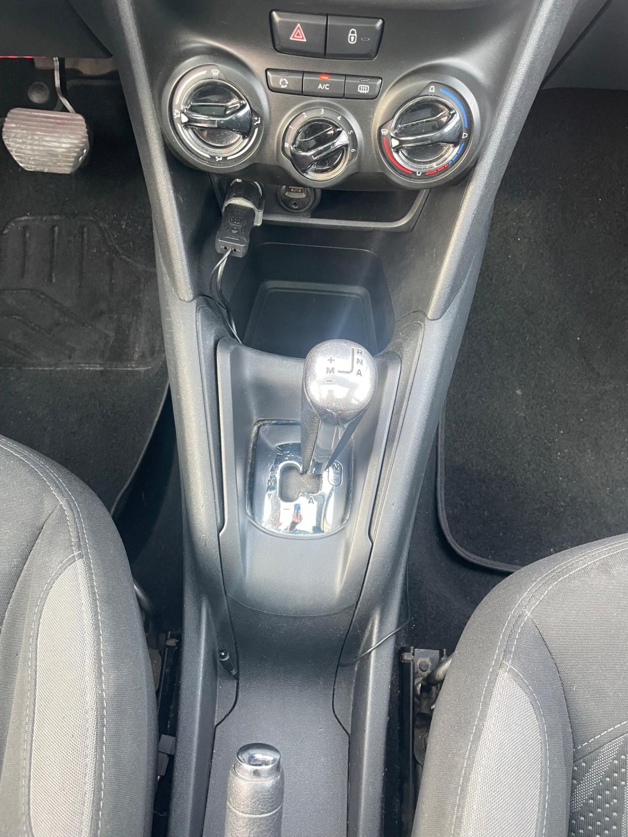 Peugeot 208 1.4 automatica euro 5