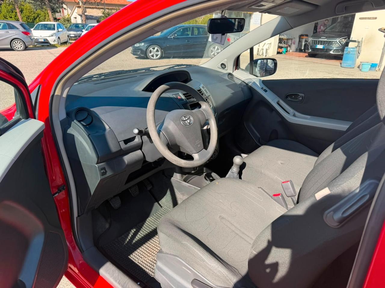 Toyota Yaris 1.0 3 porte Now