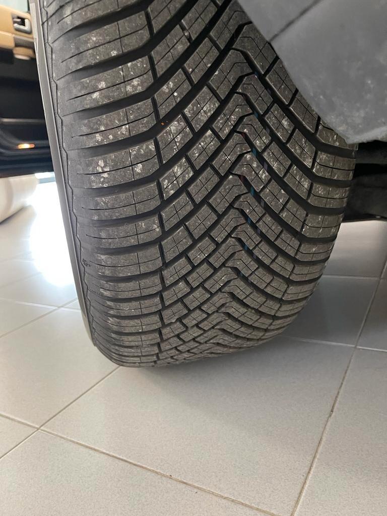 Land Rover Discovery 3 2.7 TDV6 SE 7 POSTI