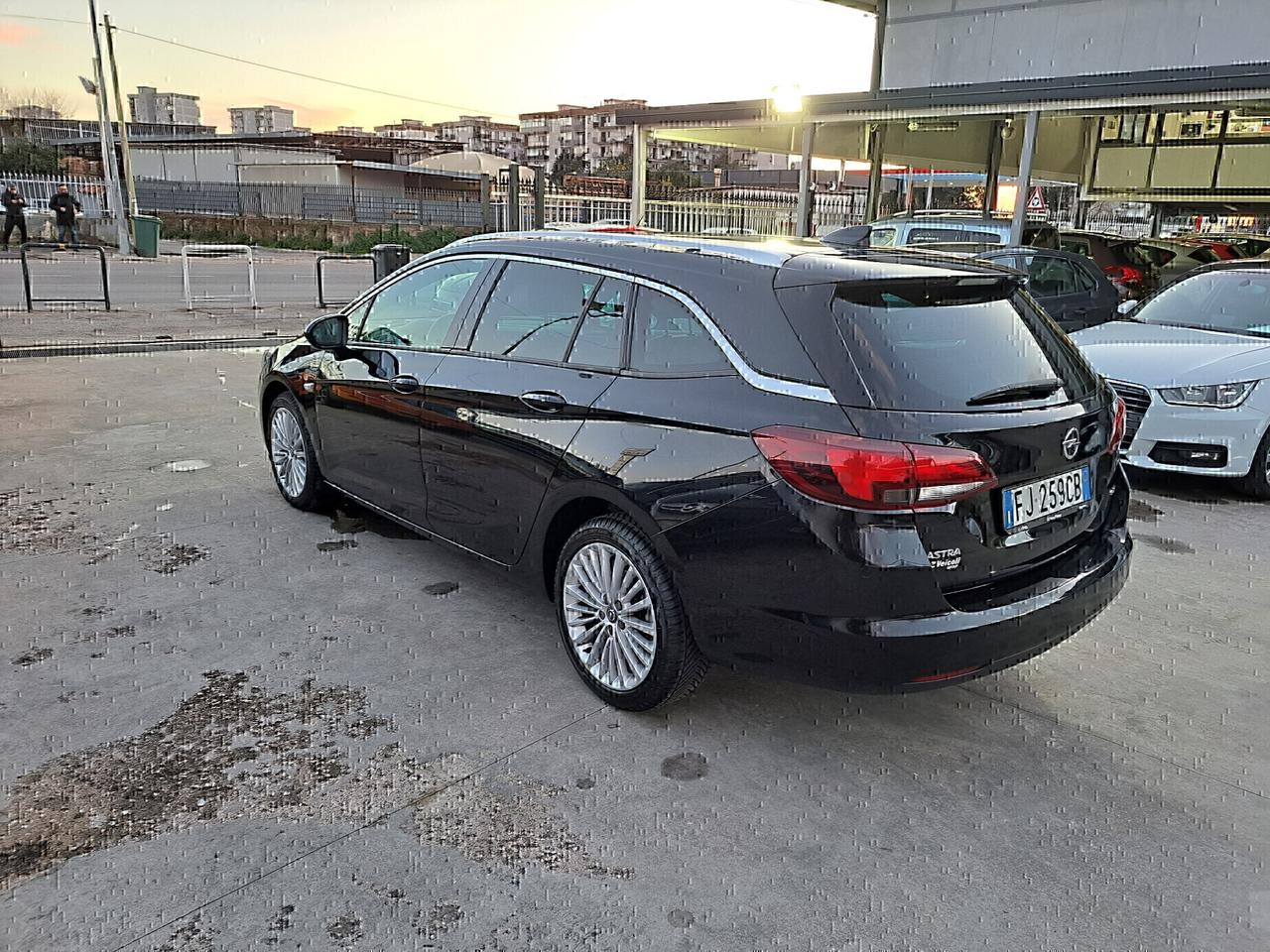 Opel Astra 1.6 CDTi 110CV Sports Tourer Innovation