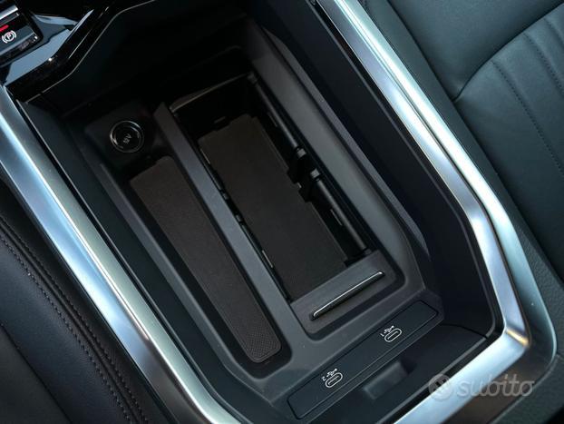 Audi e-tron SPB 50 quattro Business MATRIX PELLE U