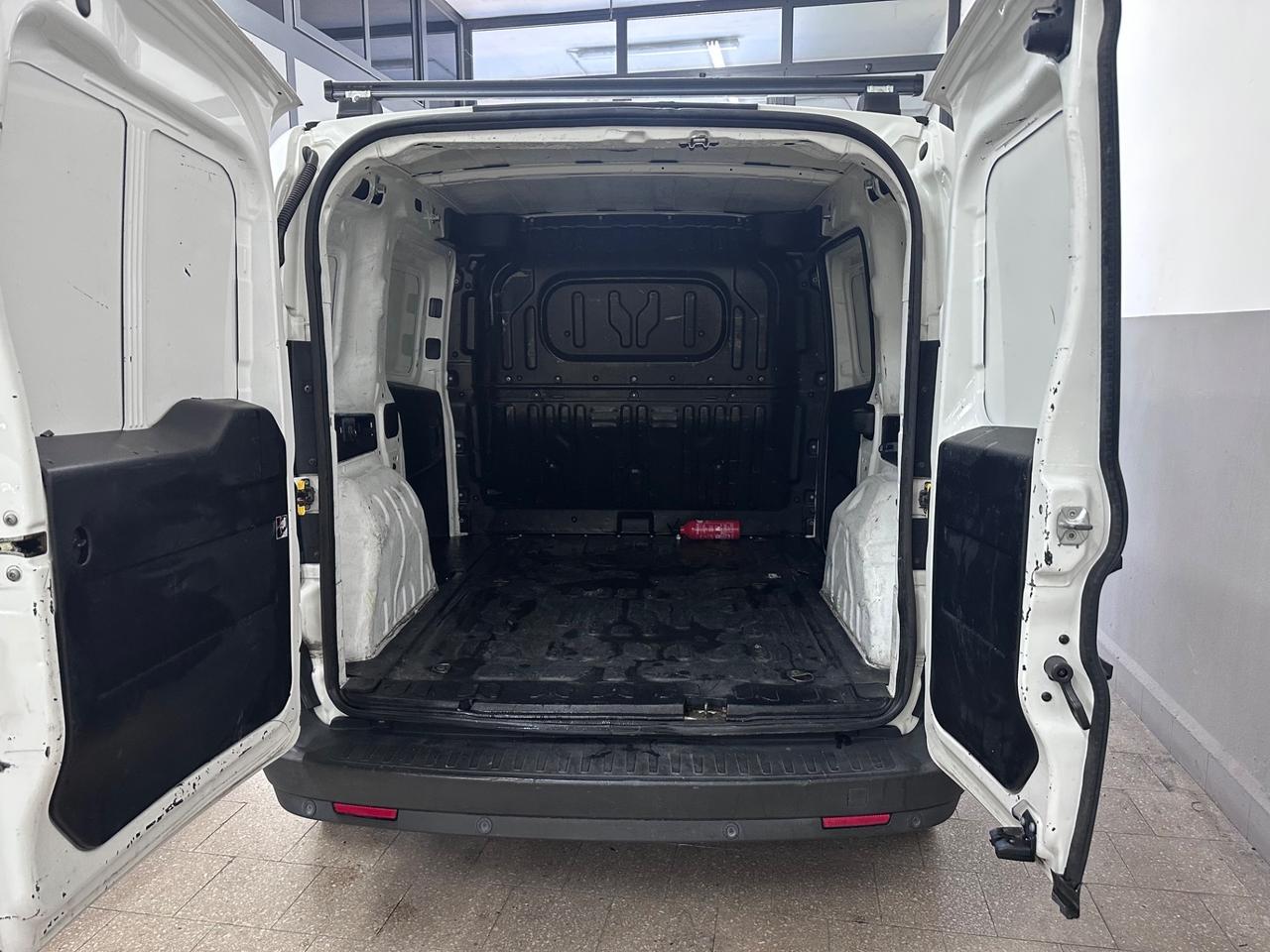 Fiat doblò 1.3 mjt 90 cv porta laterale 2014