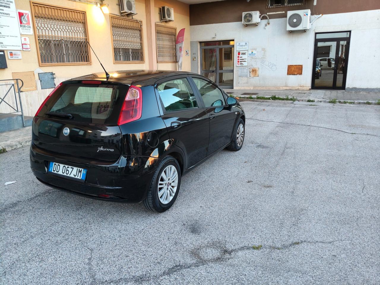 Fiat grande Punto 1300 diesel mjt