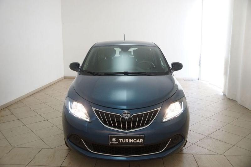 Lancia Ypsilon 1.0 FireFly 5 porte S&S Hybrid Silver