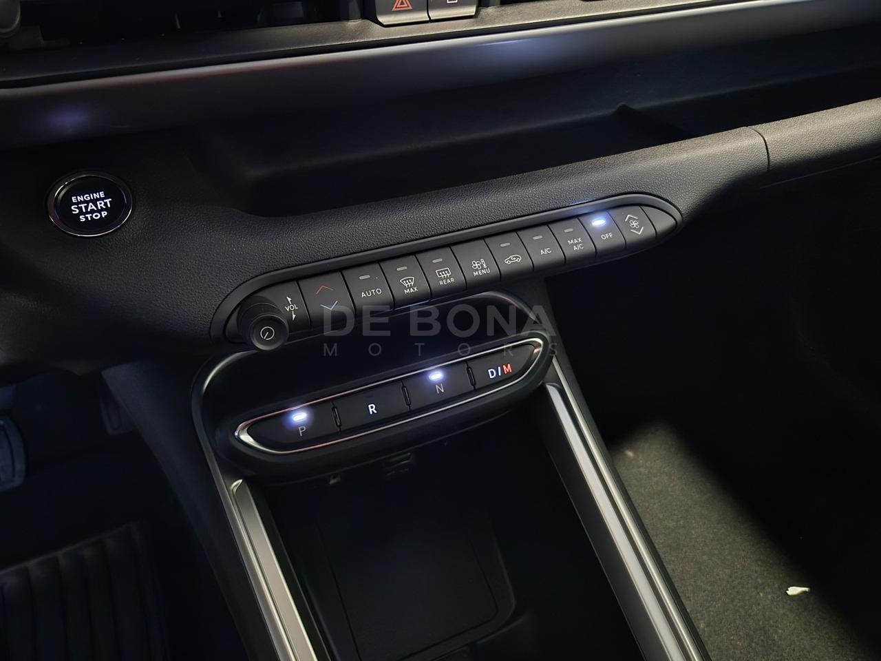 Jeep Avenger 1.2 turbo e-hybrid mhev upland 4xe 145cv edct6